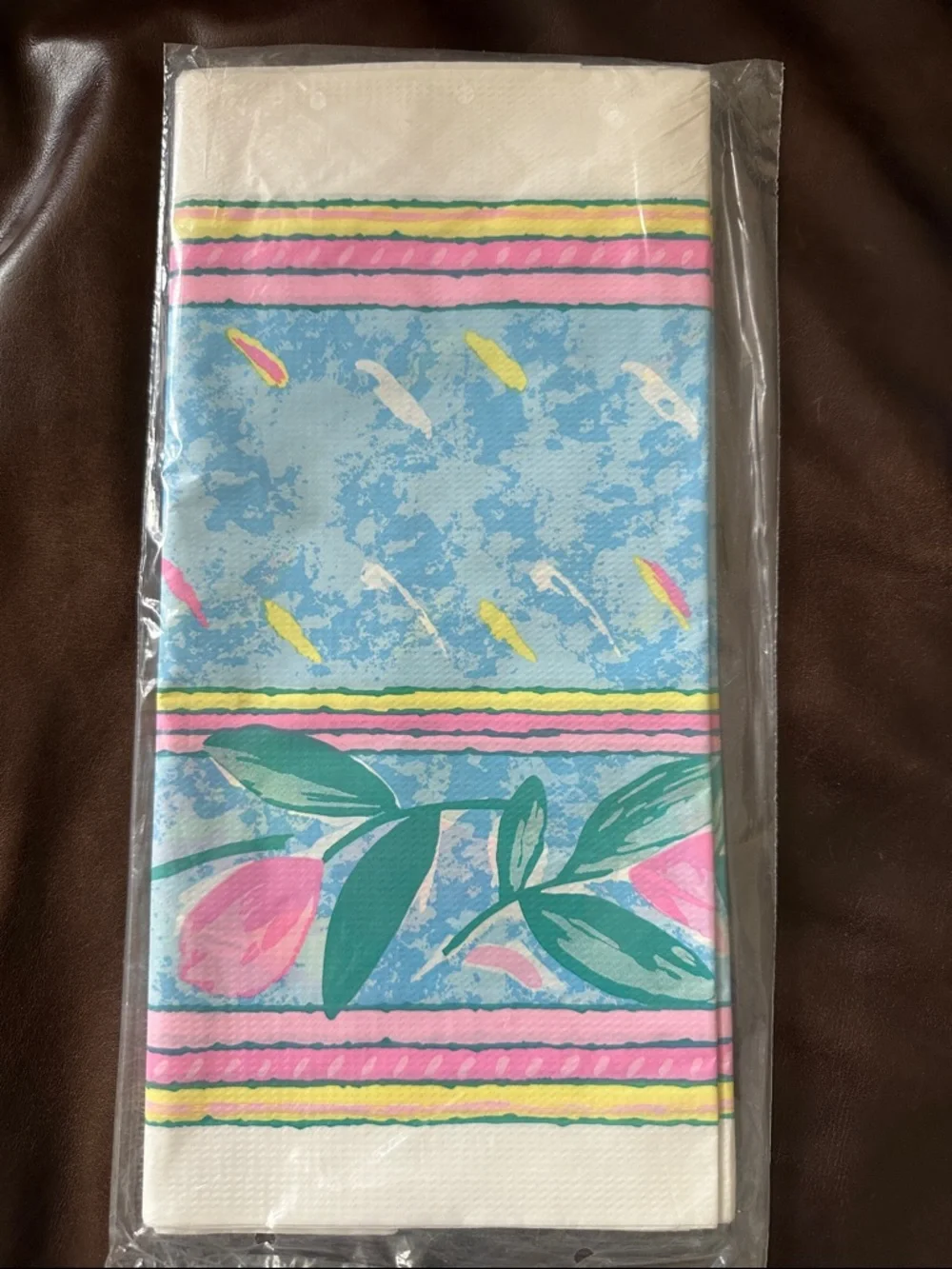 NWT Set of 6 Vintage Rectangle Table Covers Floral Spring